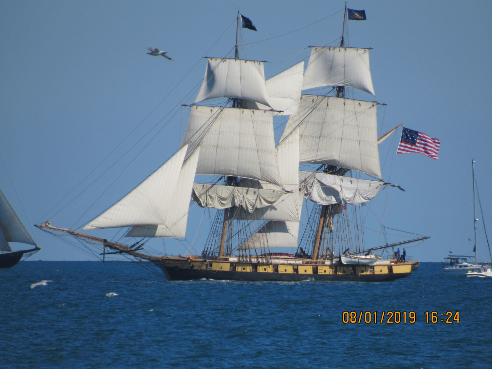 ship10